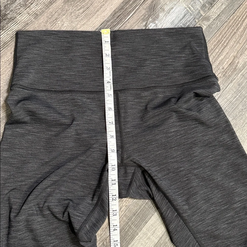 Lululemon Wunder Under Hi-Rise 7/8 Tight *Full-On Luxtreme 25" Size 8 - Picture 9 of 11